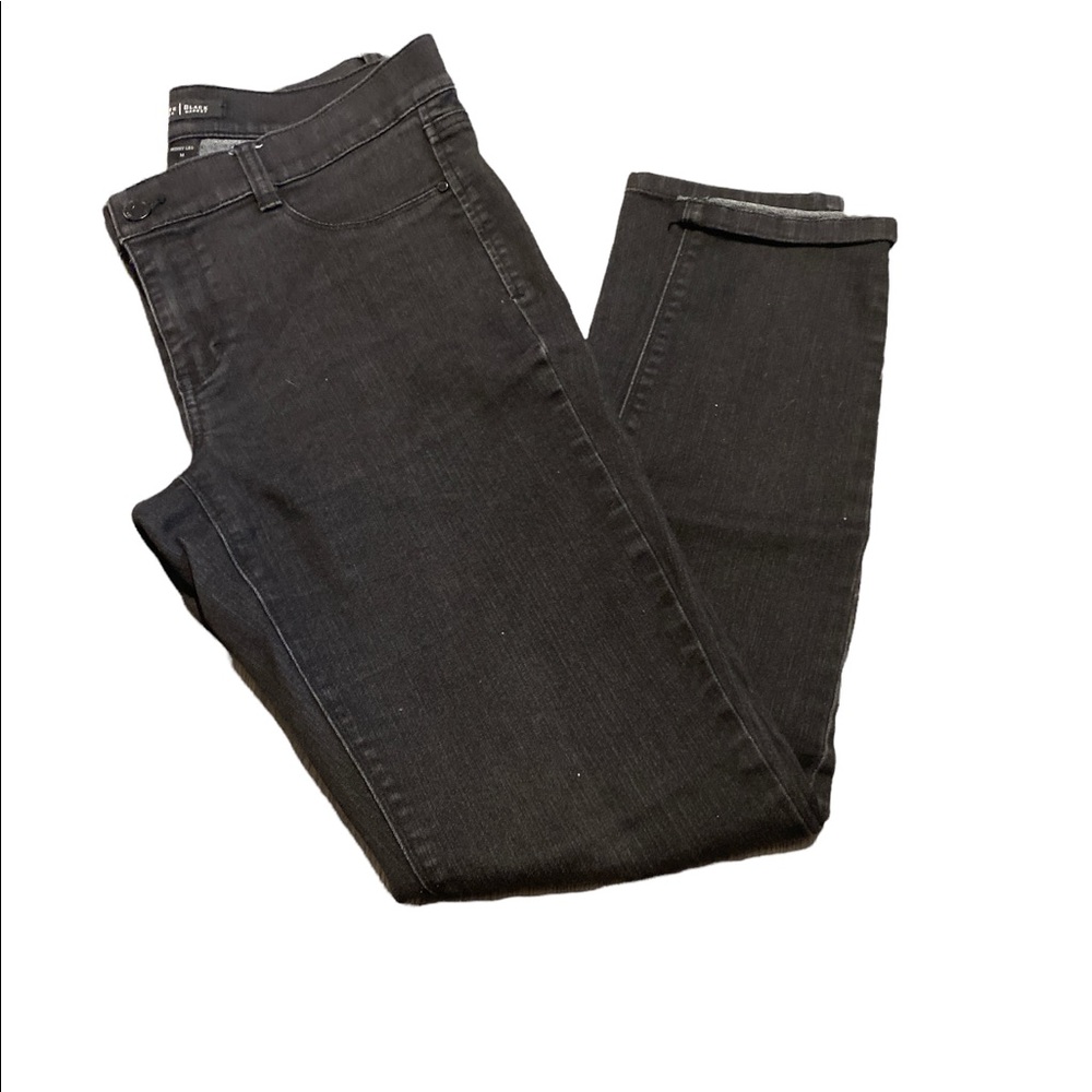 White House Black Market jeans M